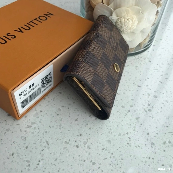 Affordable VUITTON KEY HOLDER LOUIS 6 0802